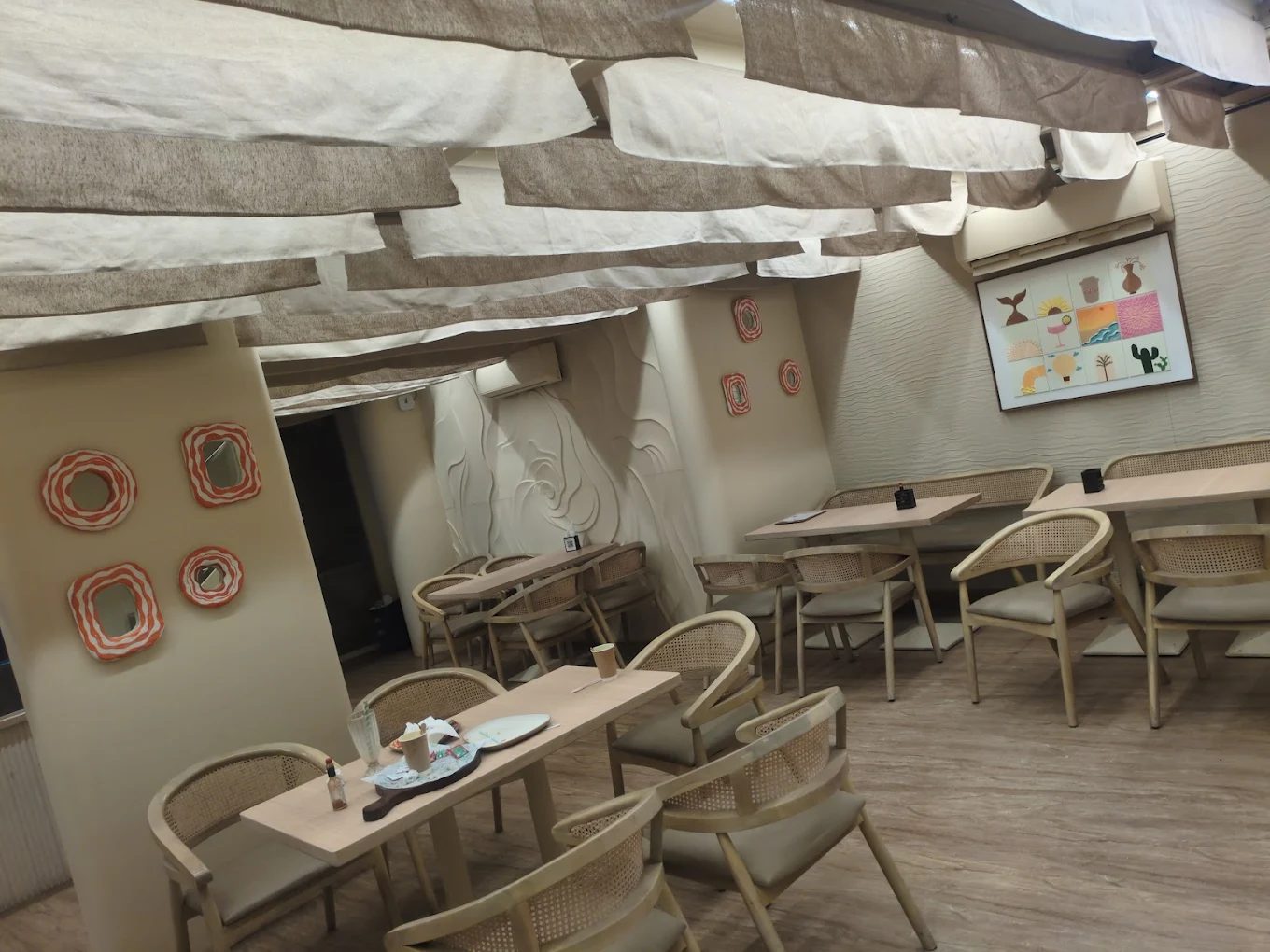 Café seating